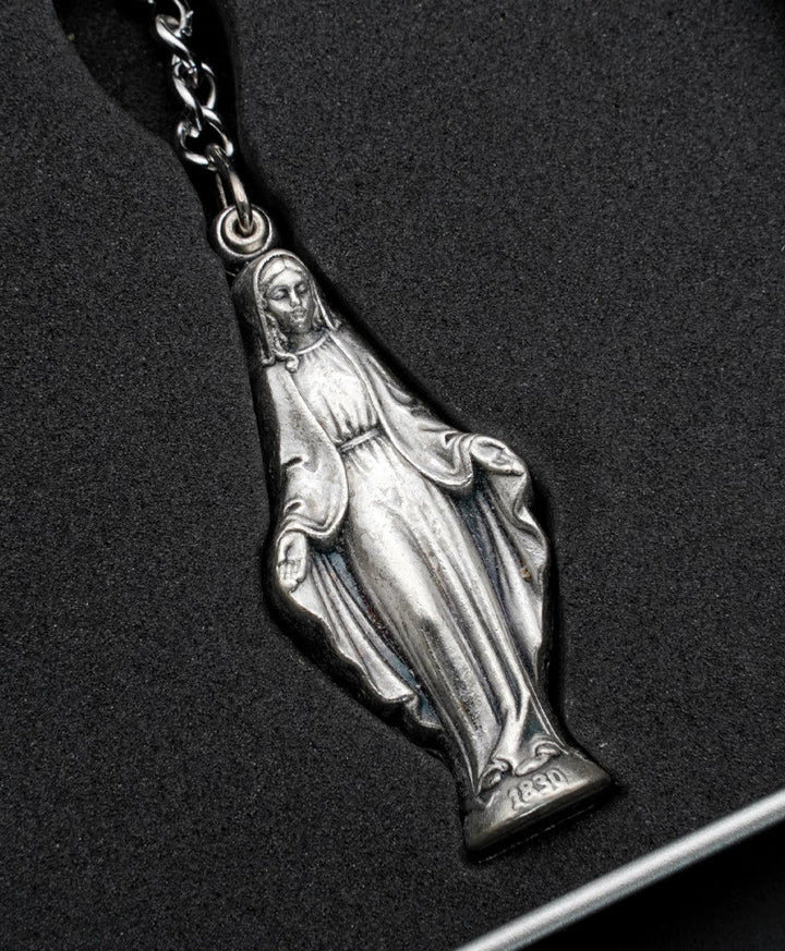 Christianartworkshop Slide - Offener Schlüsselanhänger mit Jungfrau Maria und Wundertätiger Medaille: Erinnerung an die Hingabe Marias
