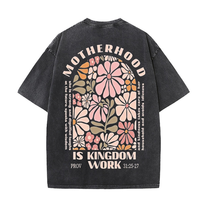 Christianartworkshop Unisex-T-Shirt mit Aufschrift „Motherhood Is Kingdom Work“, gewaschen - Schwarz - 5XL - image 6