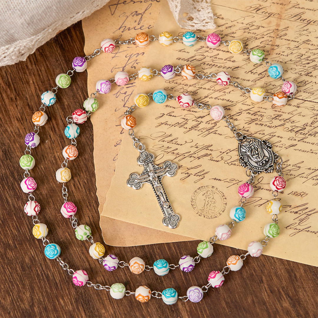 Christianartworkshop Mehrfarbige Rosenperlen mit Jungfrau-Maria-Medaille und Kruzifix-Rosenkranz: Heilige Palette der Liebe - image 1