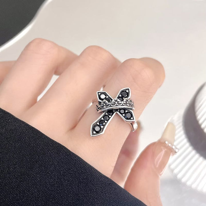 Christianartworkshop 2colors Moderner Ring mit Kreuz und Königskrone: Mutige Verschmelzung von Glaube und Königtum - Schwarz - image 6