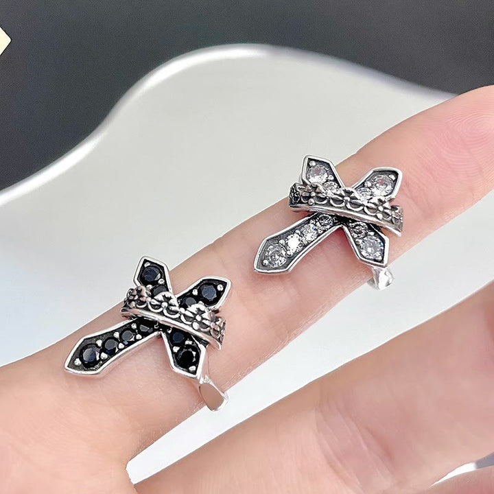 Christianartworkshop 2colors Moderner Ring mit Kreuz und königlicher Krone: Ausdrucksstarke Verbindung von Glaube und Königtum - image 3
