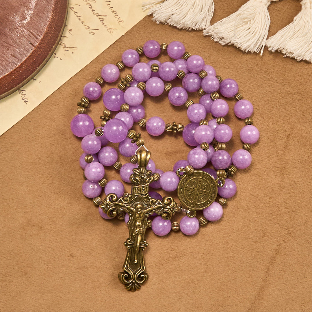 Christianartworkshop Erntedankfest: Rosenkranz aus violettem Granat-Chalcedon mit Kruzifix und dem Heiligen Benedikt: Anmutige spirituelle Verbindung - image 8