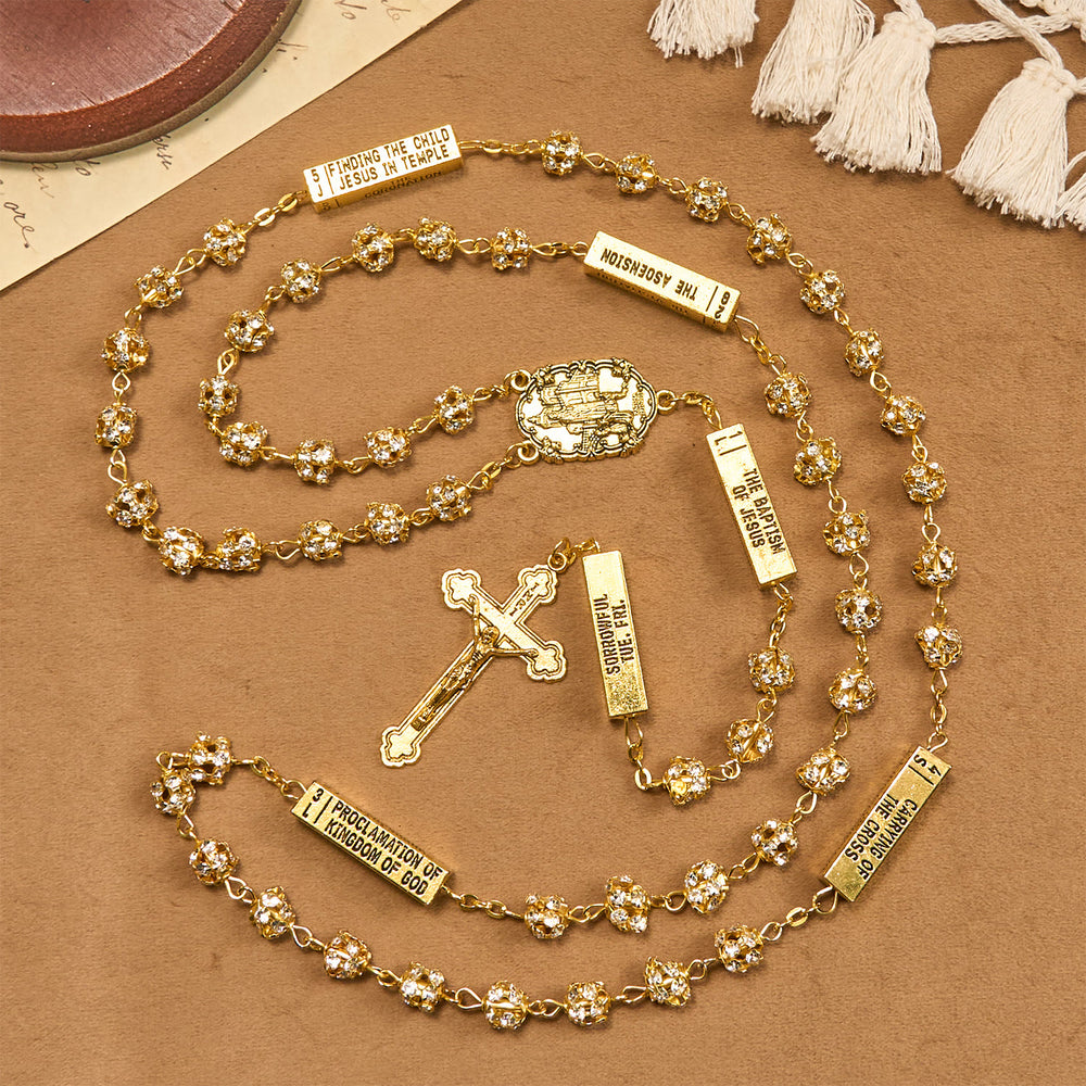 Christianartworkshop Rosenkranz „Unsere Liebe Frau von Fátima“ und Kruzifix aus 8 mm runden goldenen Metall-Edelsteinen, Legierungskette - image 2