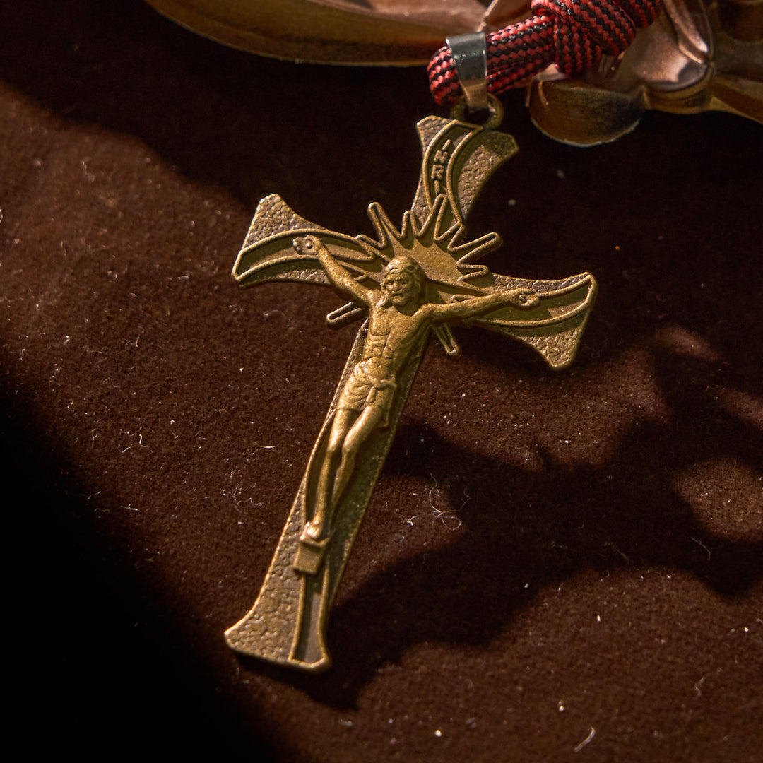Christianartworkshop Schicker tragbarer Taschenrosenkranz mit goldener St. Benedikt-Medaille und Kruzifix: Tragen Sie göttlichen Schutz überallhin mit sich - image 6