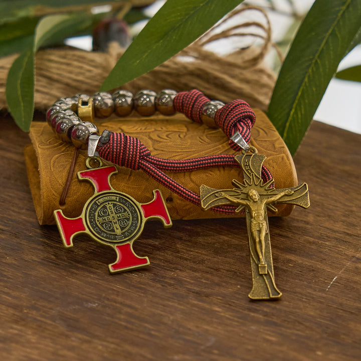 Christianartworkshop Schicker tragbarer Taschenrosenkranz mit goldener St. Benedikt-Medaille und Kruzifix: Tragen Sie göttlichen Schutz überallhin mit sich - image 4