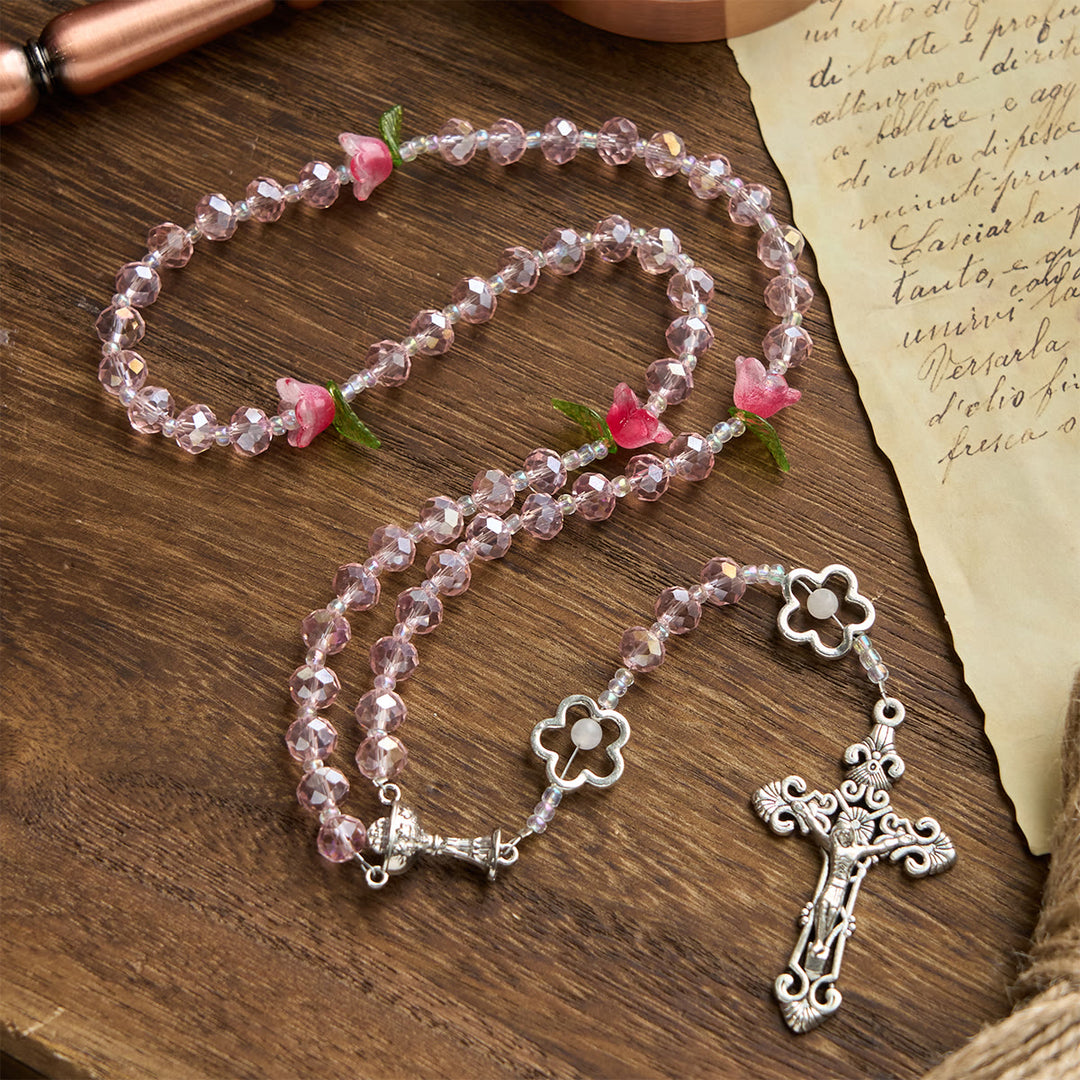 Christianartworkshop Eleganter Rosenkranz aus rosa Kristall mit 3D-Rosenperlen, silberner Kelchmedaille und Kruzifix: Umarme die göttliche Gnade - Kristall & Blume - image 1