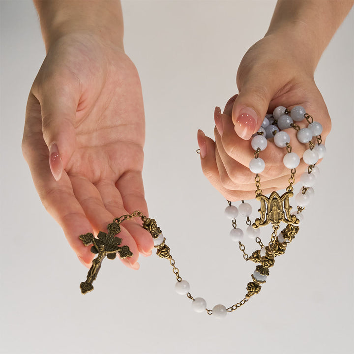Christianartworkshop GEBETSVOLLER GLAUBE: Handgefertigter Rosenkranz mit hellblauen Jadeperlen und Messing mit Geschenkkarte - image 12