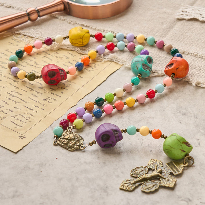 Christianartworkshop Rosenkranz mit Totenkopfperlen im böhmischen Stil, mit bronzenem Pardon-Kruzifix und Heiliger Familie - image 4