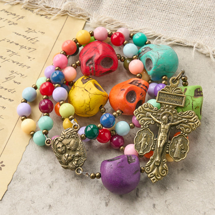 Christianartworkshop Rosenkranz mit Totenkopfperlen im böhmischen Stil, mit bronzenem Pardon-Kruzifix und Heiliger Familie - image 5