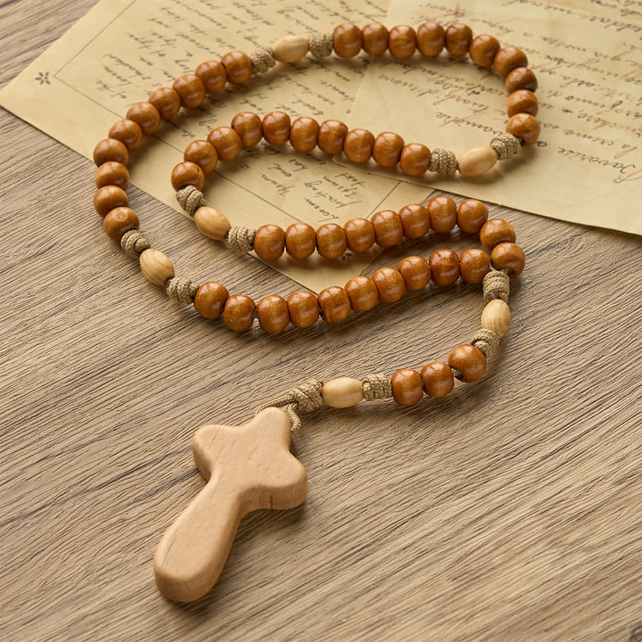 Christianartworkshop GEBETSVOLLER GLAUBE: Handgefertigter minimalistischer Rosenkranz aus Olivenholz mit Geschenkkarte - image 3