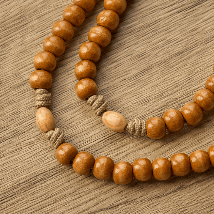 Christianartworkshop GEBETSVOLLER GLAUBE: Handgefertigter minimalistischer Rosenkranz aus Olivenholz mit Geschenkkarte - image 10