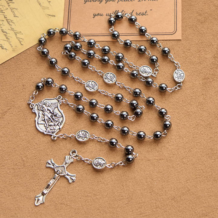 Christianartworkshop Heiliger Rosenkranz aus glänzenden schwarzen Perlen mit Anhänger und Kruzifix des Erzengels Michael - image 1