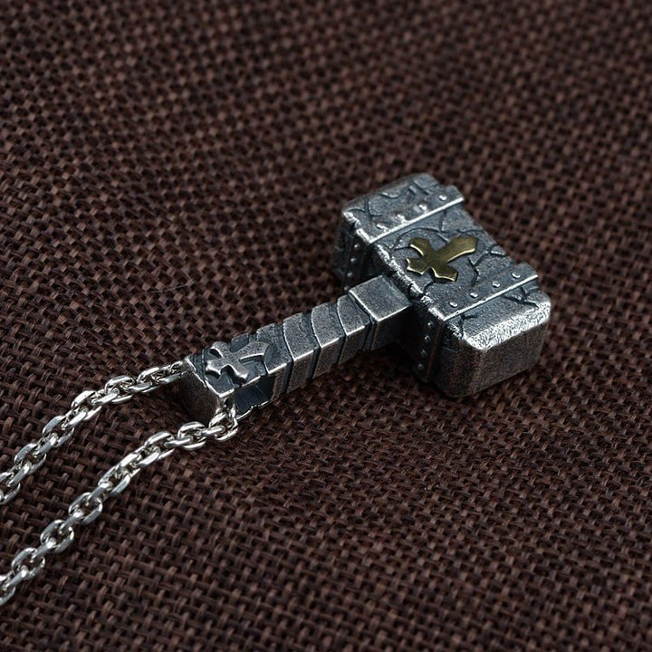 Christianartworkshop Heilige Halskette aus 925er Silber mit Hammerkreuz: Robustes Glaubenssymbol mit Retro-Touch - image 5