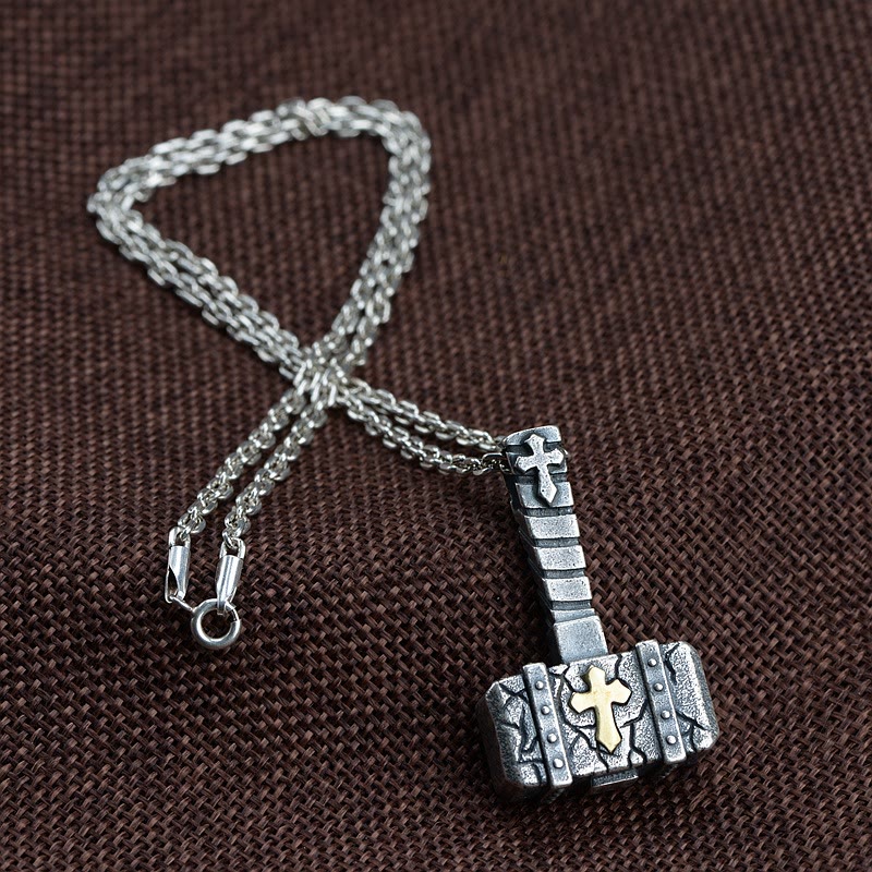 Christianartworkshop Heilige Halskette aus 925er Silber mit Hammerkreuz: Robustes Glaubenssymbol mit Retro-Touch - Sterlingsilber - image 1