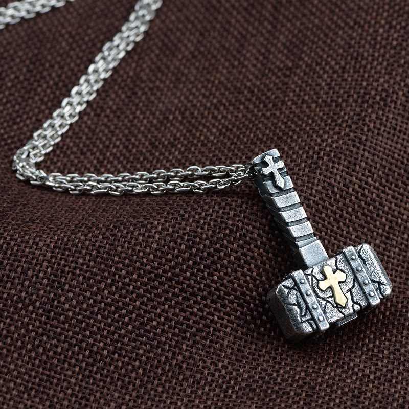 Christianartworkshop Heilige Halskette aus 925er Silber mit Hammerkreuz: Robustes Glaubenssymbol mit Retro-Touch - image 3