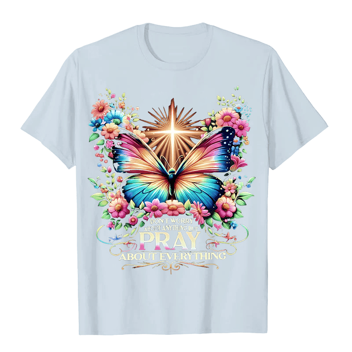 Christianartworkshop Glaubensinspiriertes Schmetterlings- und Kreuz-T-Shirt „Betet über alles“ (Unisex) - Hellblau - 2XL - image 0