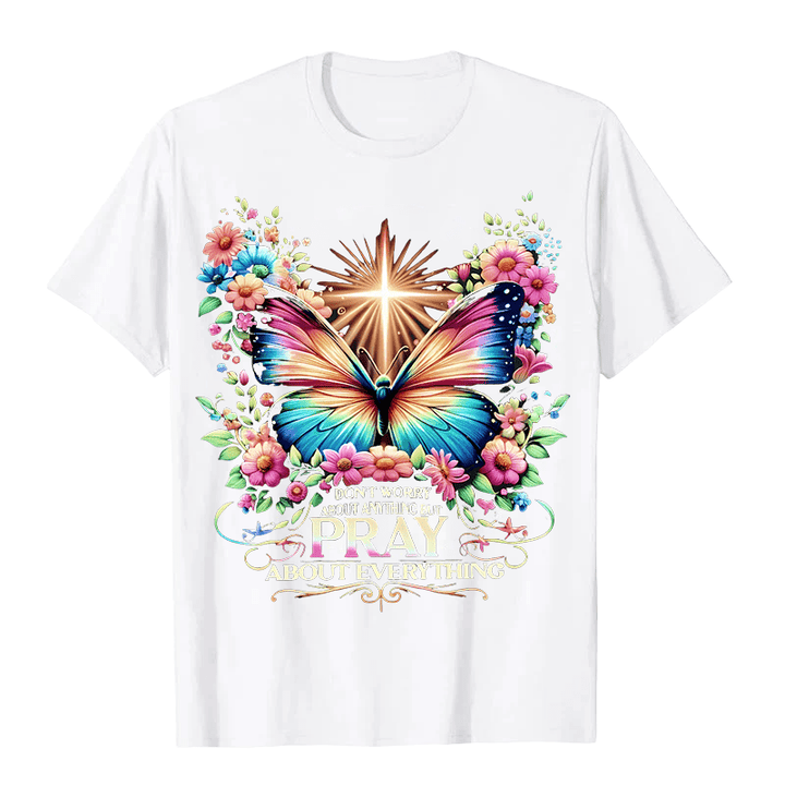 Christianartworkshop Glaubensinspiriertes Schmetterlings- und Kreuz-T-Shirt „Betet über alles“ (Unisex) - Weiß - 2XL - image 2