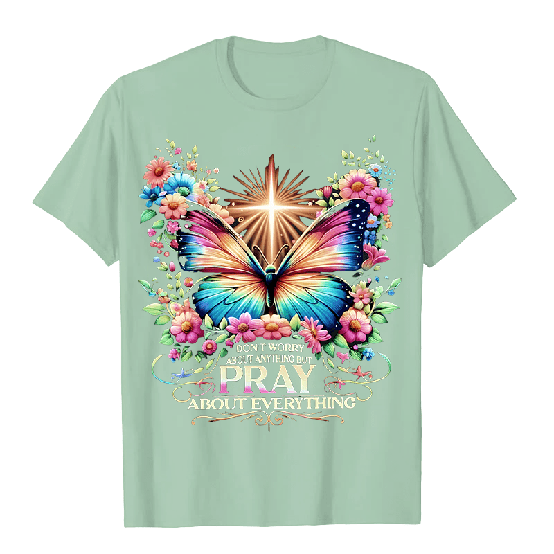 Christianartworkshop Glaubensinspiriertes Schmetterlings- und Kreuz-T-Shirt „Betet über alles“ (Unisex) - Hellgrün - 2XL - image 6