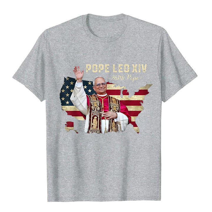Christianartworkshop Papst Leo XIV. Amerika-Flagge Unisex T-Shirt - Grau - 2XL - image 4