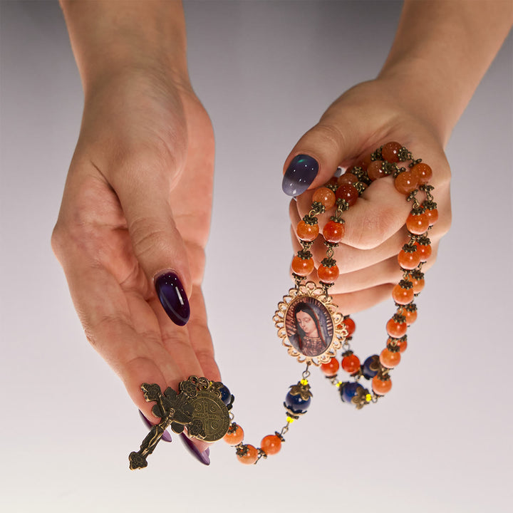 Christianartworkshop GEBETSVOLLER GLAUBE: Handgefertigter Rosenkranz aus orangefarbenem Chalcedon mit Geschenkkarte - image 7