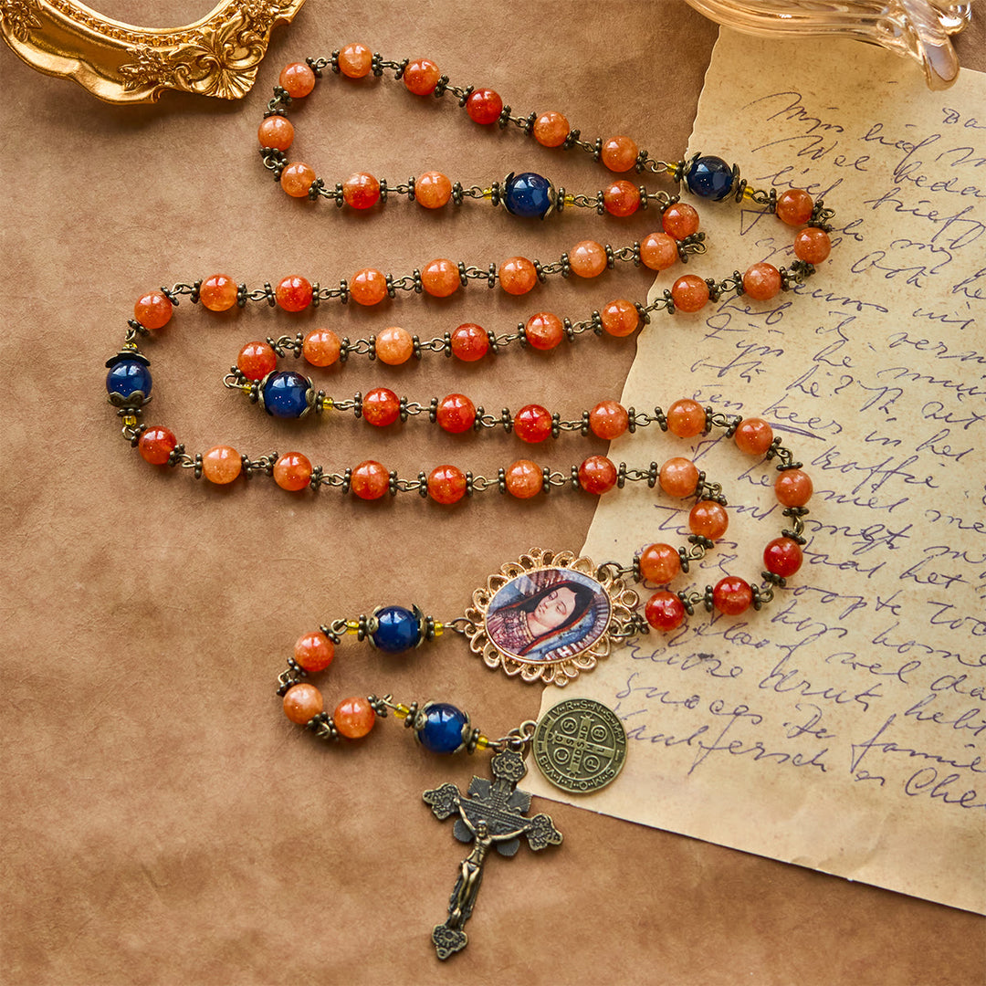 Christianartworkshop Handgefertigter Rosenkranz mit Medaille aus orangefarbenem Chalcedon „Unsere Liebe Frau, St. Benedikt“ - image 9