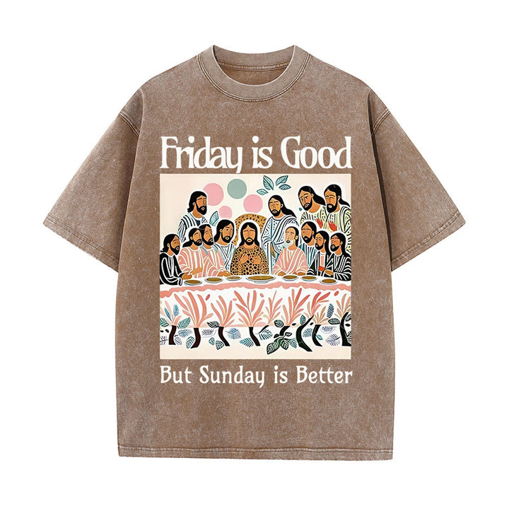 Christianartworkshop – T-Shirt „Friday Is Good“ in bunter Waschung - Kaffee - 5XL - image 0