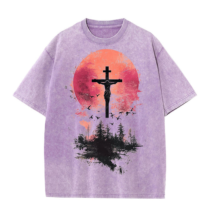 Christianartworkshop Göttliches Kruzifix über Naturlandschaft Unisex gewaschenes T-Shirt