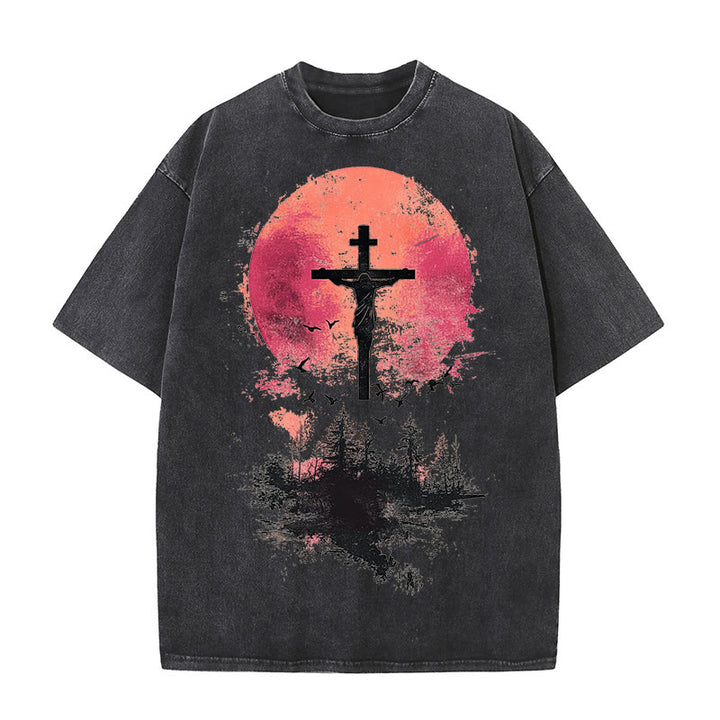Christianartworkshop Göttliches Kruzifix über Naturlandschaft Unisex gewaschenes T-Shirt