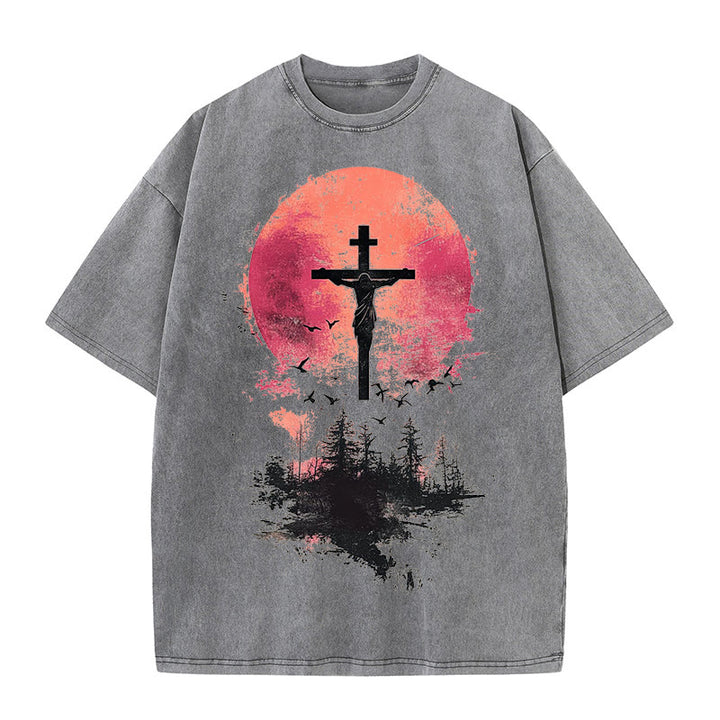 Christianartworkshop Göttliches Kruzifix über Naturlandschaft Unisex gewaschenes T-Shirt