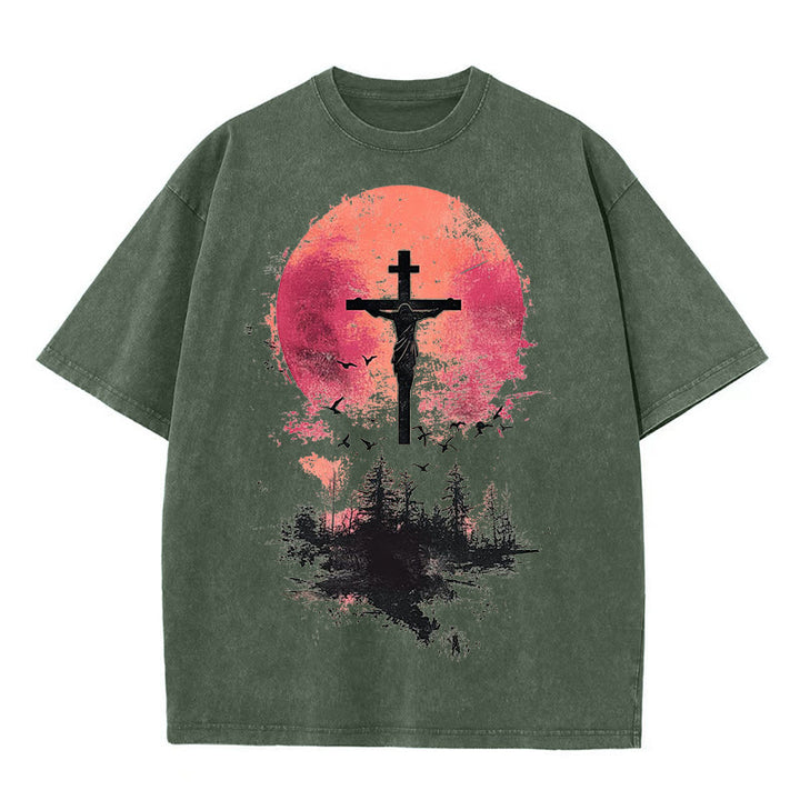 Christianartworkshop Göttliches Kruzifix über Naturlandschaft Unisex gewaschenes T-Shirt