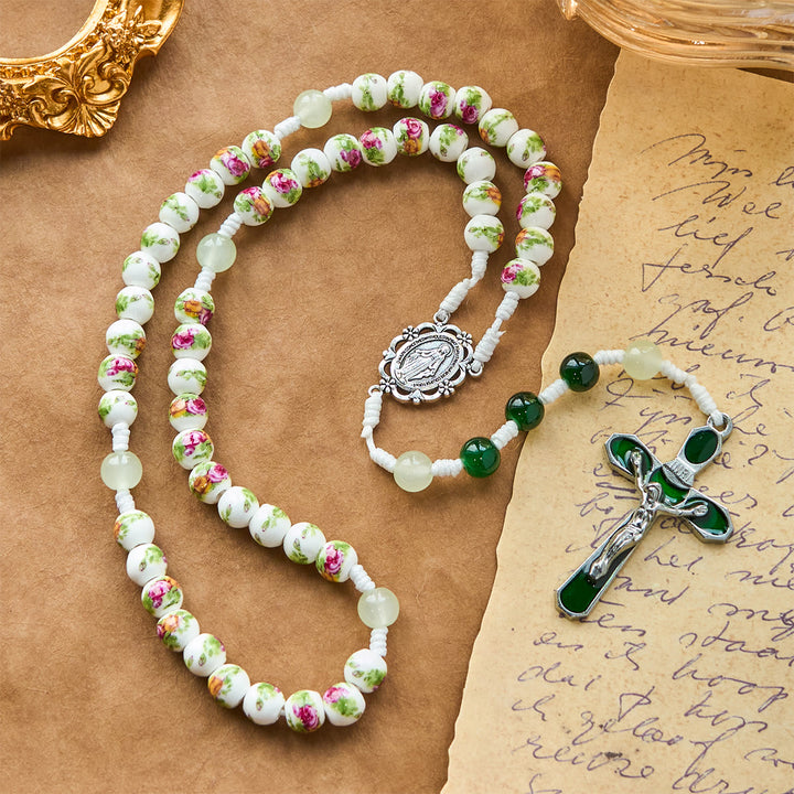 Christianartworkshop Handgefertigter Rosenkranz mit Blumenmuster und wundertätiger Medaille und grünem Emaille-Kruzifix