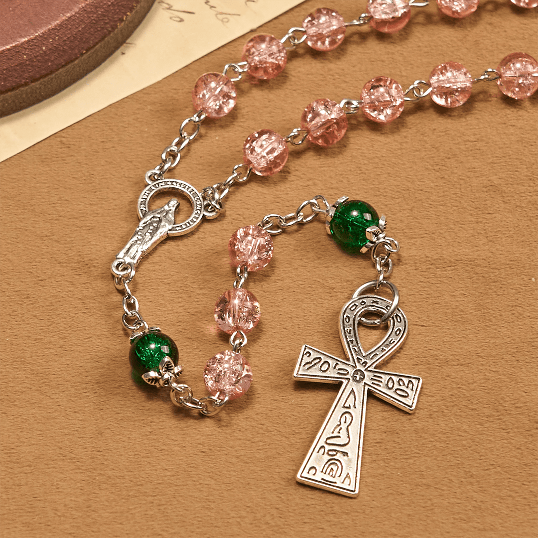 Christianartworkshop Inklusive klarer, funkelnder rosa Glasperlen-Rosenkranzkette aus Legierung mit Unserer Lieben Frau und Ankh-Kreuz
