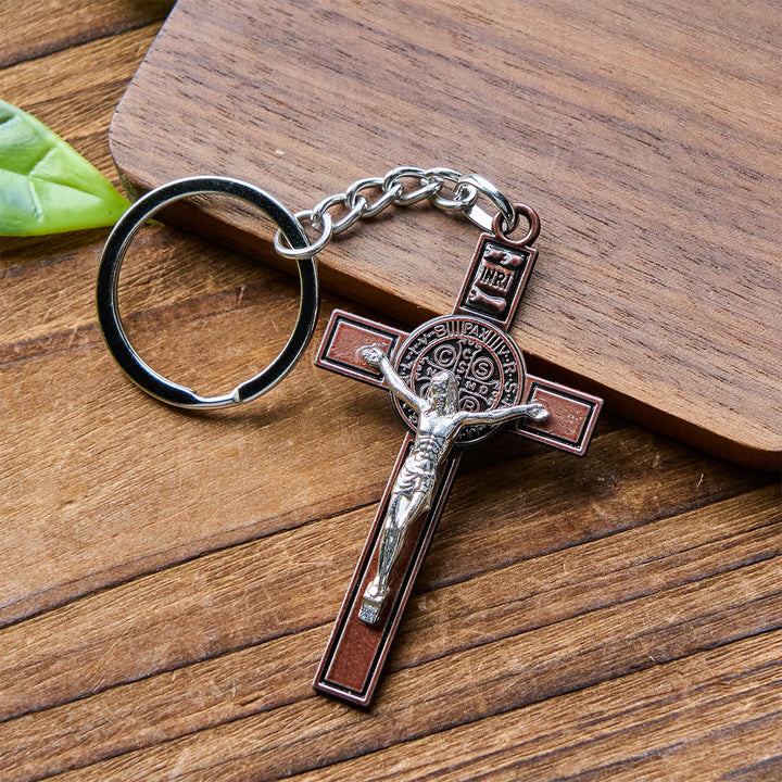 Christianartworkshop Zweifarbiger Schlüsselanhänger mit St. Benedikt und INRI-Kruzifix: Antike religiöse Token - image 5