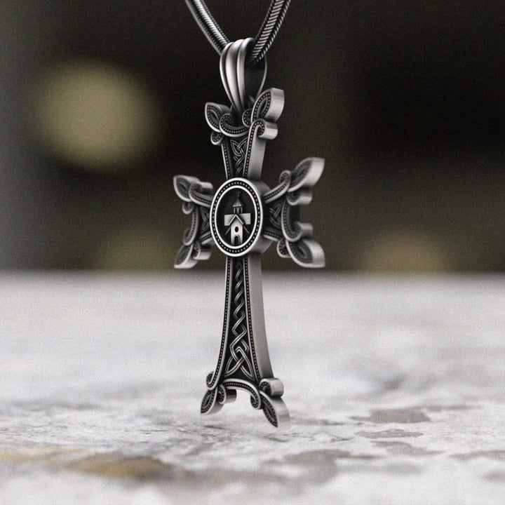 Christianartworkshop Halskette mit keltischem Knoten und armenischem Kreuzanhänger der orthodoxen Kirche