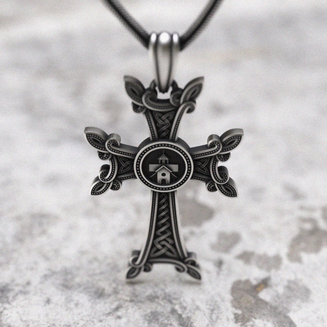 Christianartworkshop Halskette mit keltischem Knoten und armenischem Kreuzanhänger der orthodoxen Kirche