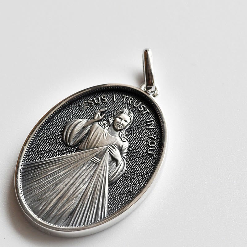 Christianartworkshop Halskette mit ovaler Medaille aus Sterlingsilber im Antik-Stil mit der Barmherzigkeit Jesu - image 4