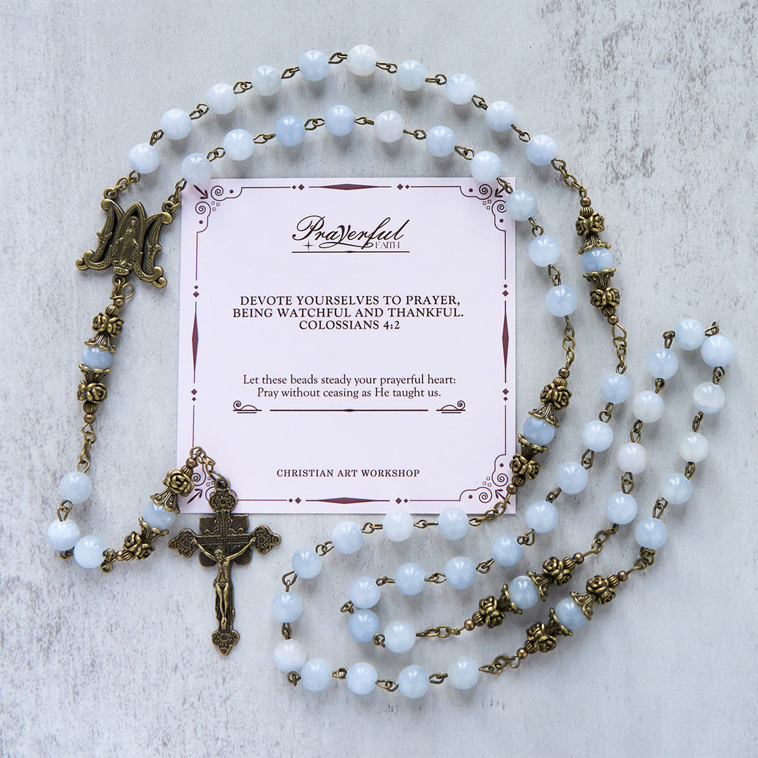 Christianartworkshop GEBETSVOLLER GLAUBE: Handgefertigter Rosenkranz mit hellblauen Jadeperlen und Messing mit Geschenkkarte - GEBETSVOLLER GLAUBE - image 1