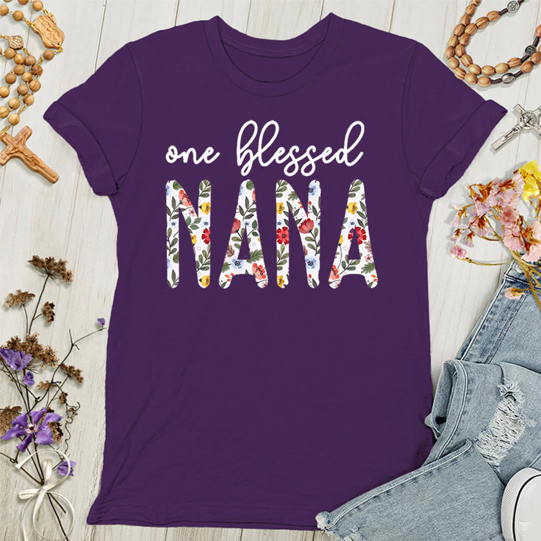 Christianartworkshop Damen T-Shirt mit Aufschrift „One Blessed Nana“