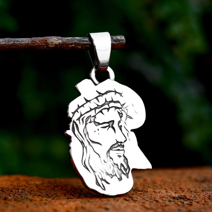Christianartworkshop Klassische Halskette mit Kreuzanhänger „Jesus mit Dornenkrone“: Soul Meets Blessing - image 2