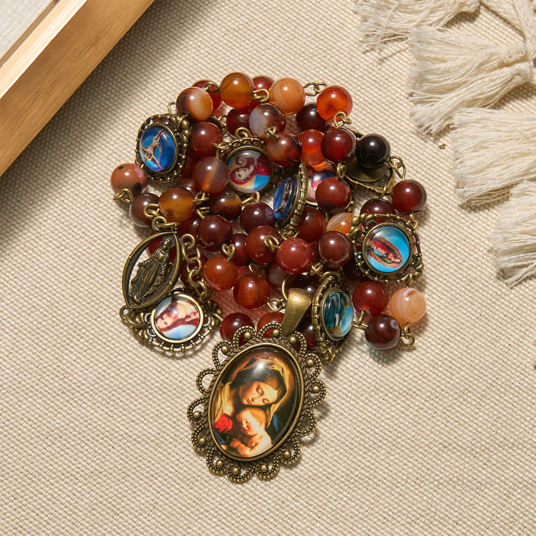 Rosenkranz aus Madonna-Medaille und Heiligensymbolen aus traumhaft braunen Achatperlen von Christianartworkshop - image 6