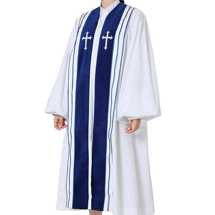 Christianartworkshop Weiße Kirchenrobe für Geistliche mit gestickten Kreuzen und blauem Paneel-Design - image 3