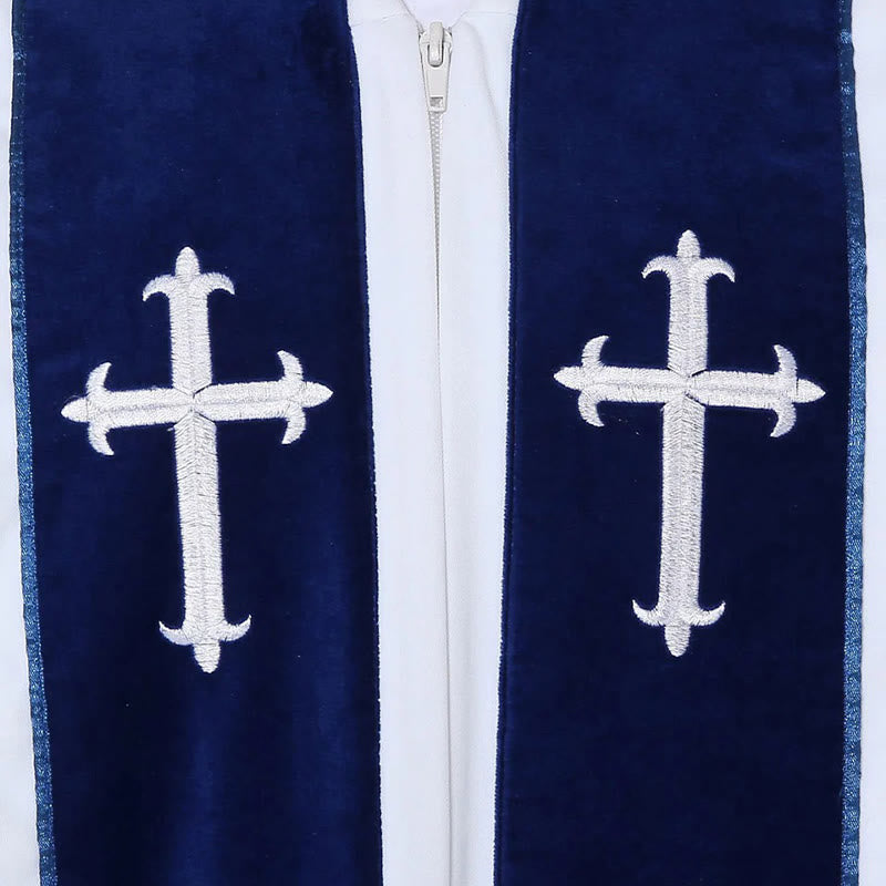 Christianartworkshop Weiße Kirchenrobe für Geistliche mit gestickten Kreuzen und blauem Paneel-Design - image 8
