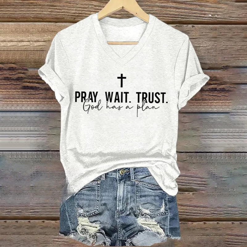 Christianartworkshop Damen T-Shirt mit V-Ausschnitt - Weiß - 4XL - image 6