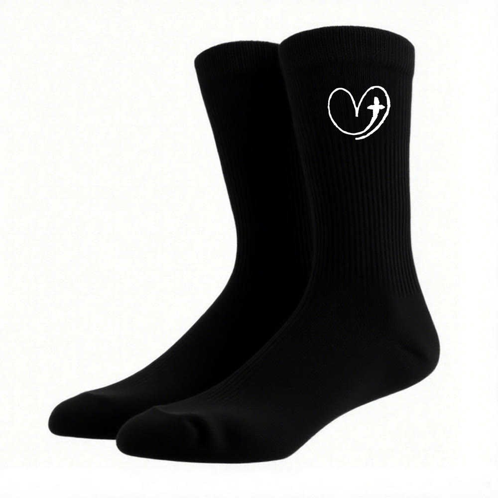 Christianartworkshop Glaubensinspirierte Herz- und Kreuzsocken: Eine sanfte Erinnerung an Gottes Liebe - image 10
