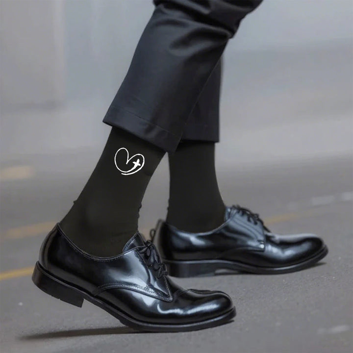 Christianartworkshop Glaubensinspirierte Herz- und Kreuzsocken: Eine sanfte Erinnerung an Gottes Liebe - Schwarz - Damen (EU 36–39/US 8,5–9) - image 5