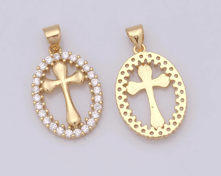 Christianartworkshop Elegante ovale Kreuz-Halskette mit Kristall-Halo: Ein wertvolles Geschenk des Glaubens - image 4