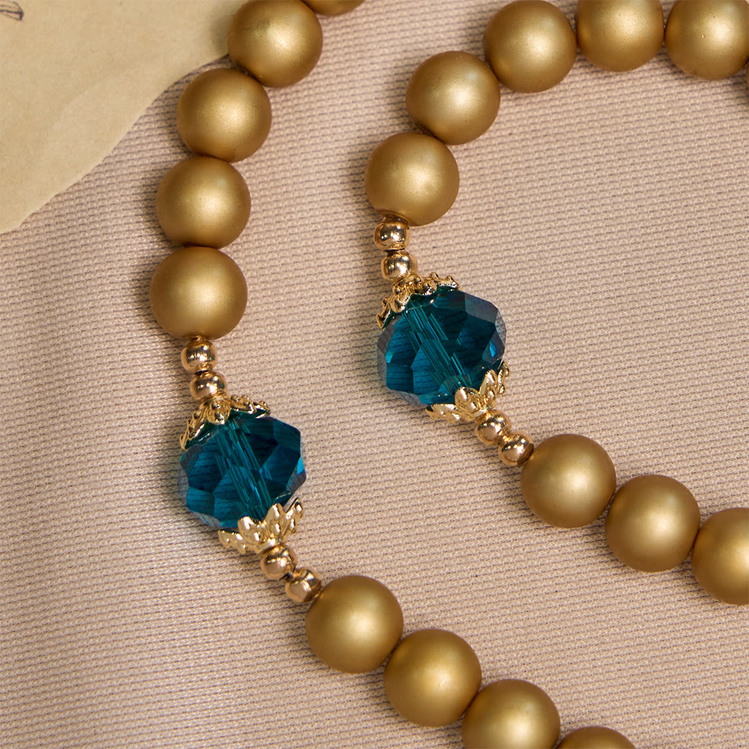 Christianartworkshop Eleganter Rosenkranz aus mattgoldenen Perlen mit der Heiligen Therese und einem Kruzifix - image 9