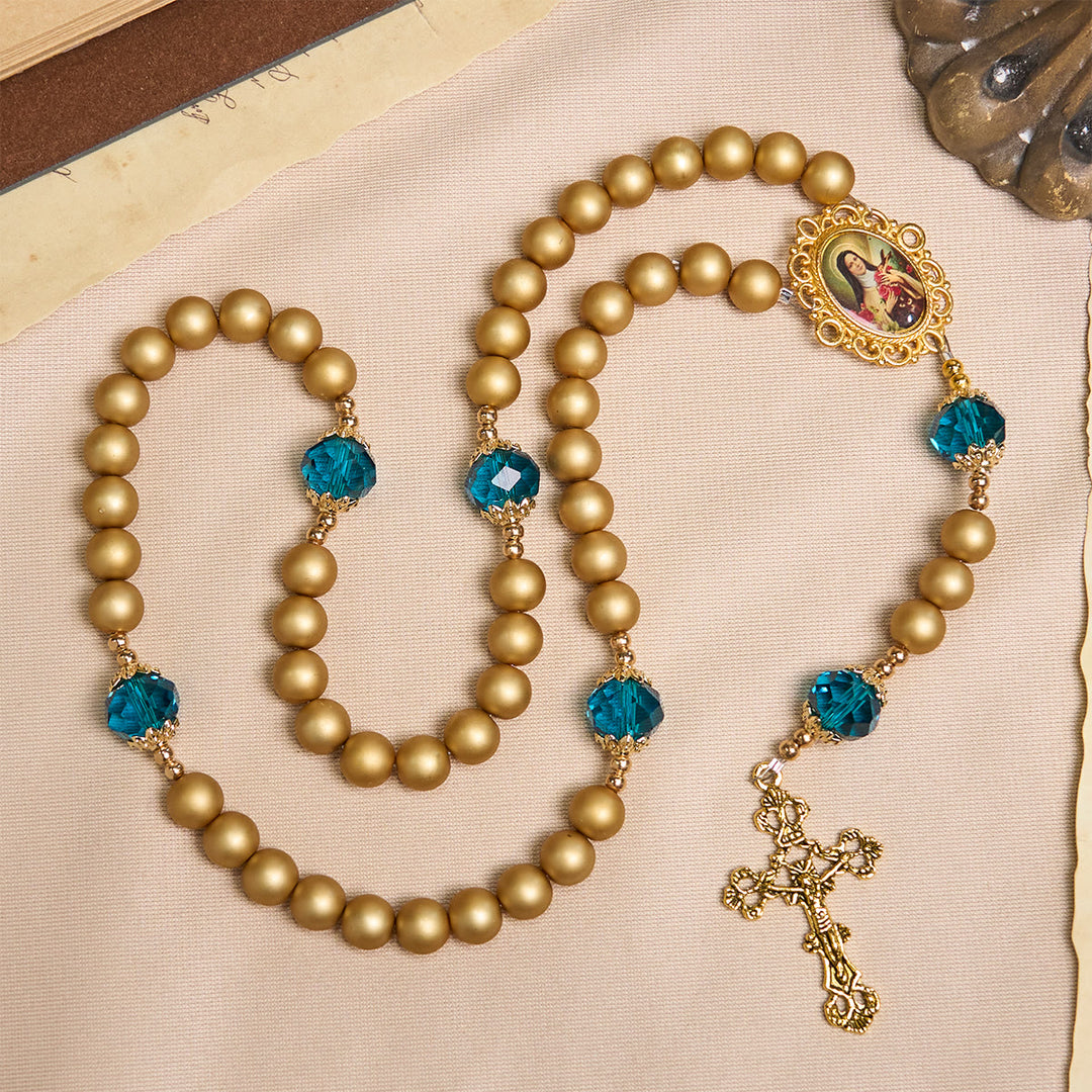 Christianartworkshop Eleganter Rosenkranz aus mattgoldenen Perlen mit der Heiligen Therese und einem Kruzifix - image 6
