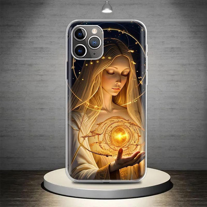 Christianartworkshop Handyhülle mit der Heiligen Jungfrau Maria: Spirituelle Eleganz für Ihr Gerät - Berührung des Himmels - iPhone 13 Pro - image 11