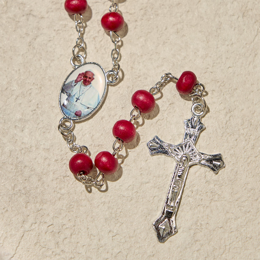 Christianartworkshop Göttlicher Rosenkranz aus Holz in Rot und Weiß mit Segenskasten von Papst Franziskus - image 9
